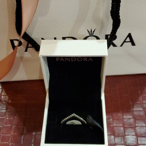 Pandora Ring size 6 New with Box & bag